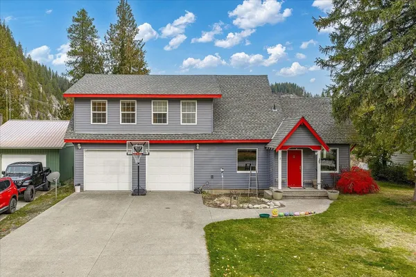 $649,000 | 105 Lehigh Avenue, Metaline Falls, WA 99153