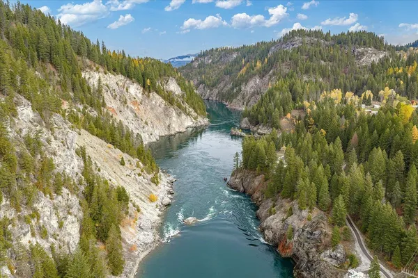 $649,000 | 105 Lehigh Avenue, Metaline Falls, WA 99153