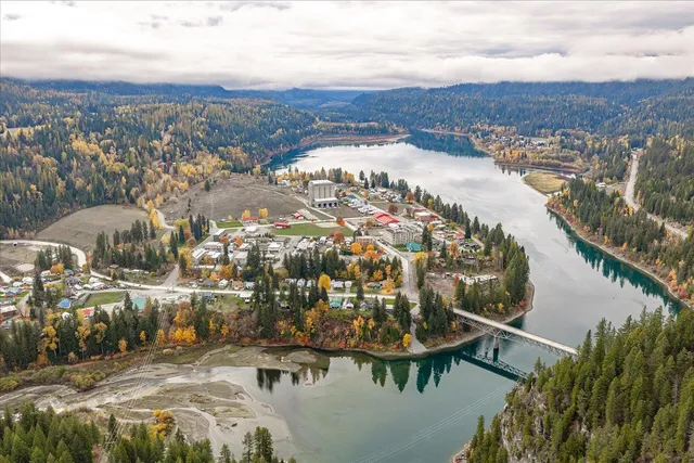 $699,000 | 105 Lehigh Avenue, Metaline Falls, WA 99153