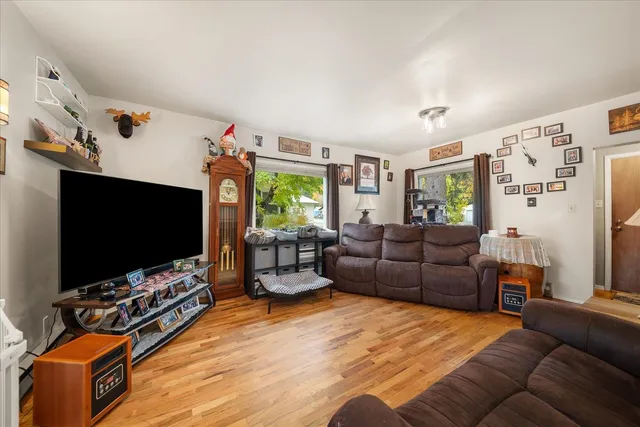 $699,000 | 105 Lehigh Avenue, Metaline Falls, WA 99153