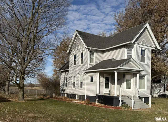 $123,500 | 516 South Peoria Street, Bradford, IL 61421