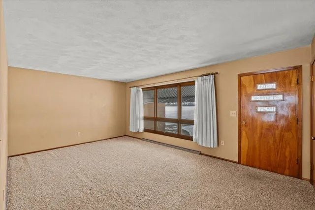 $234,900 | 738 6th Street South, Breckenridge, MN 56520