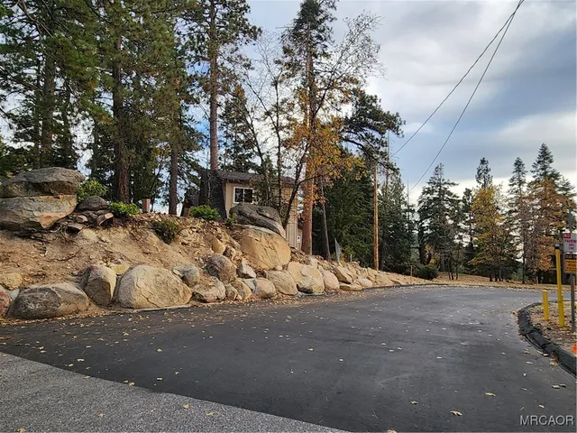 $49,800 | 32260 Whisper Drive, Running Springs, CA 92382