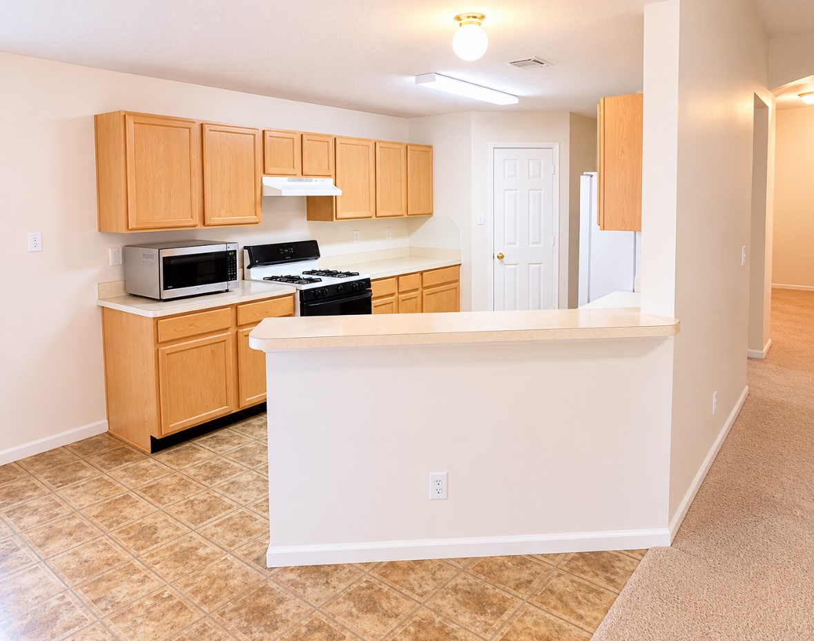 15154 Kingsbridge Way Houston, TX 77083 - Photo 9 of 12