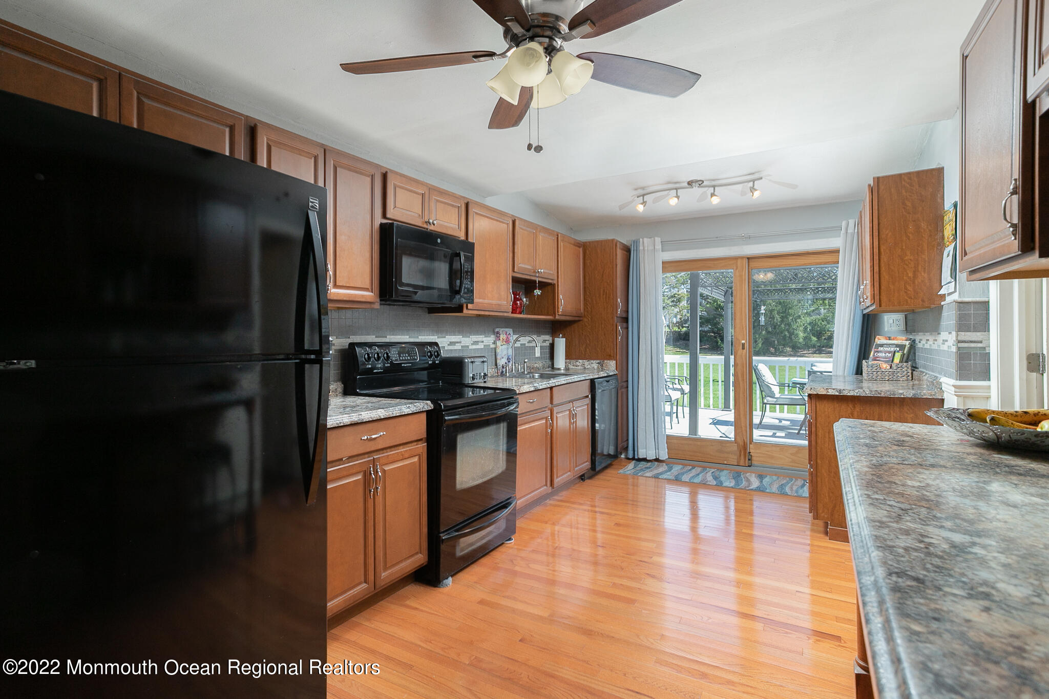 249 Friendship Road Howell, NJ 07731 - Photo 11 of 31 249 Friendship-13