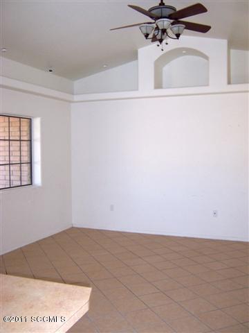 1028 Abanico Court Rio Rico, AZ 85648 - Photo 4 of 10