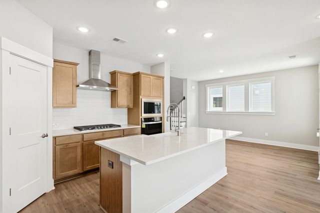 $748,029 | 132 Falaise Street, Charleston, SC 29492