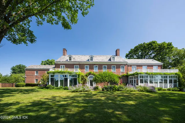$35,000,000 | 10 Cliffdale Road, Greenwich, CT 06831