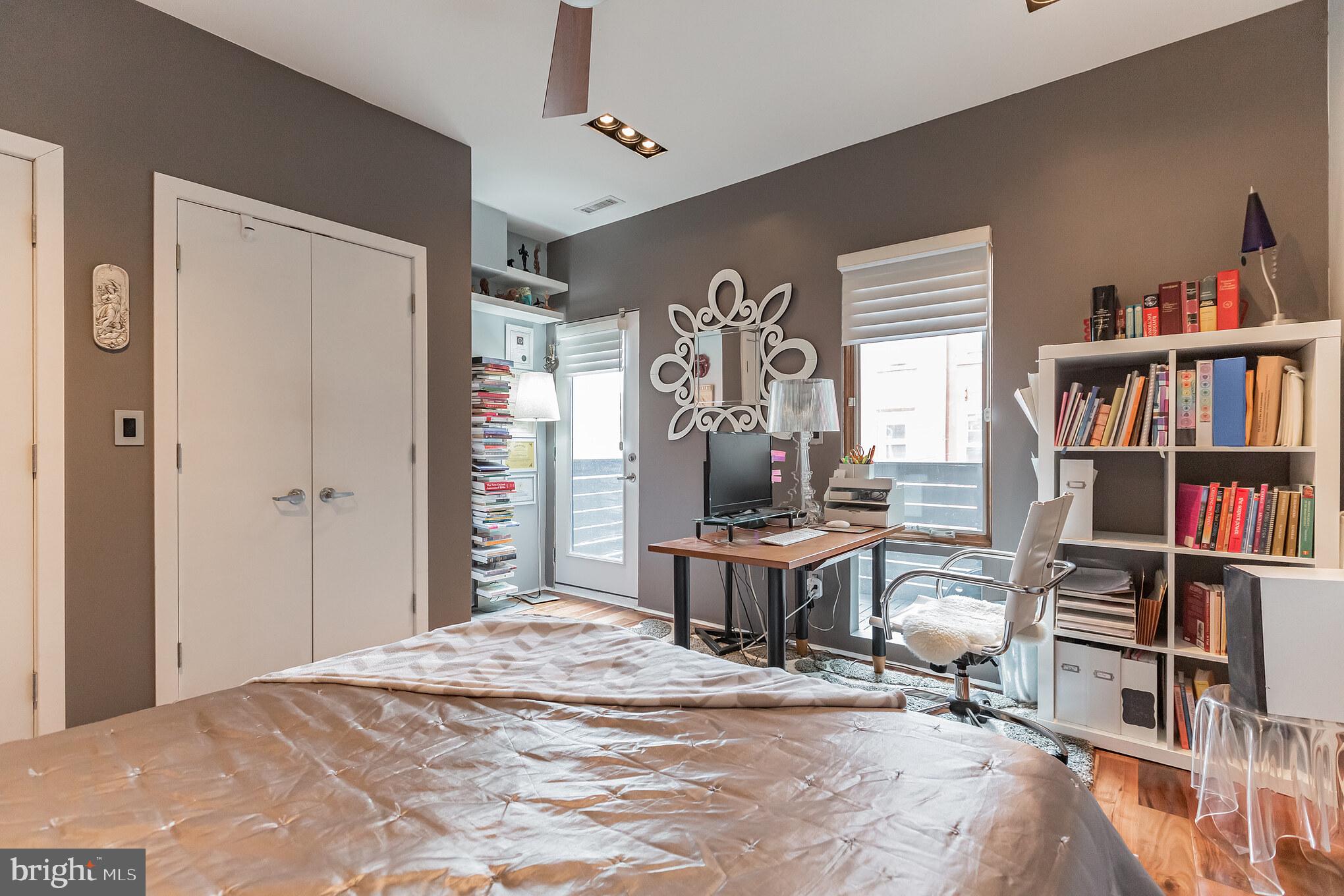 2249 Fitzwater Street Philadelphia, PA 19146 - Photo 18 of 34