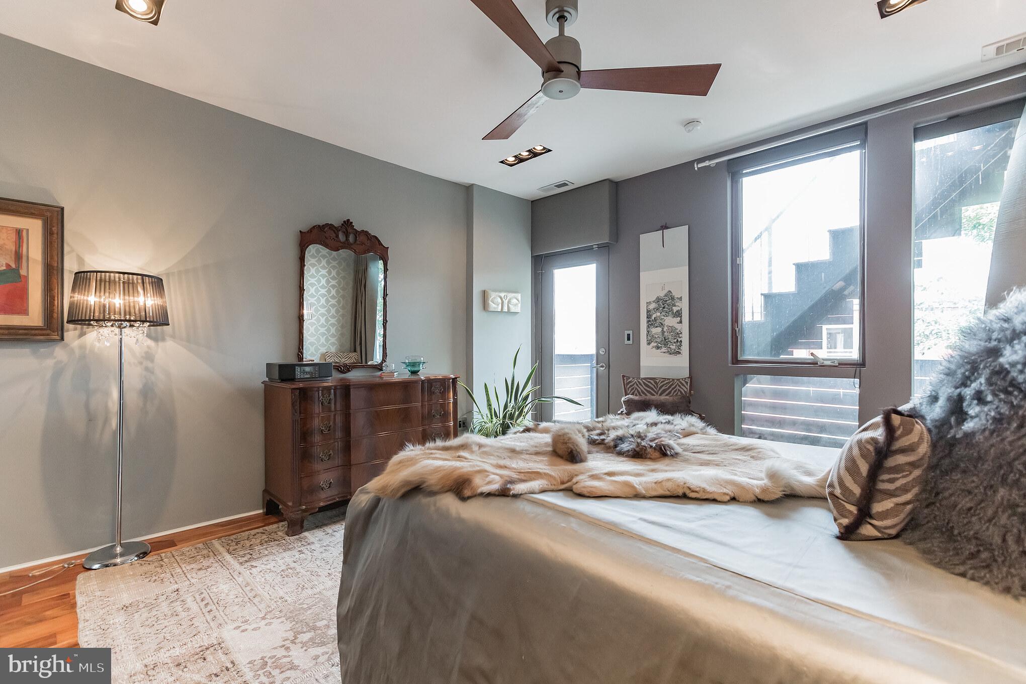 2249 Fitzwater Street Philadelphia, PA 19146 - Photo 25 of 34