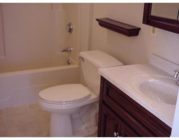 6 Devens Road Worcester, MA 01606 - Photo 7 of 19
