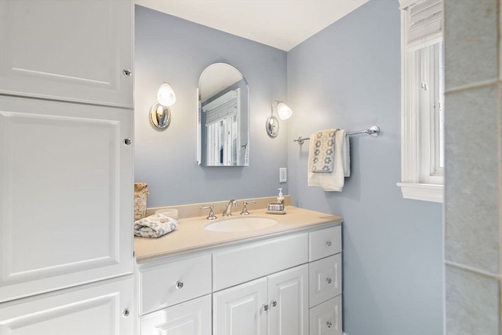 21 Gale Road Swampscott, MA 01907 - Photo 27 of 40 Gallery Image 27