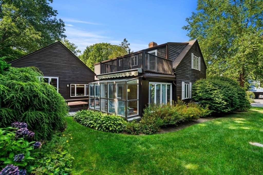 21 Gale Road Swampscott, MA 01907 - Photo 3 of 40 Gallery Image 3