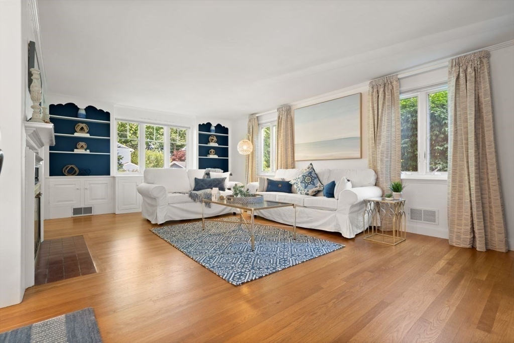 21 Gale Road Swampscott, MA 01907 - Photo 4 of 40 Gallery Image 4