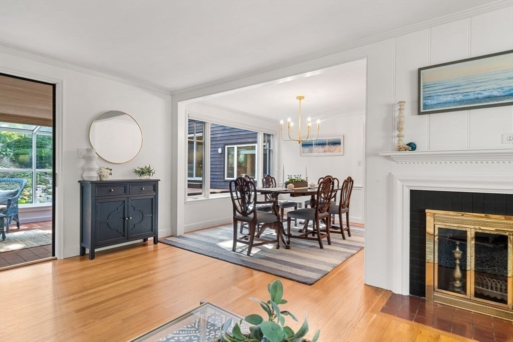 21 Gale Road Swampscott, MA 01907 - Photo 8 of 40 Gallery Image 8