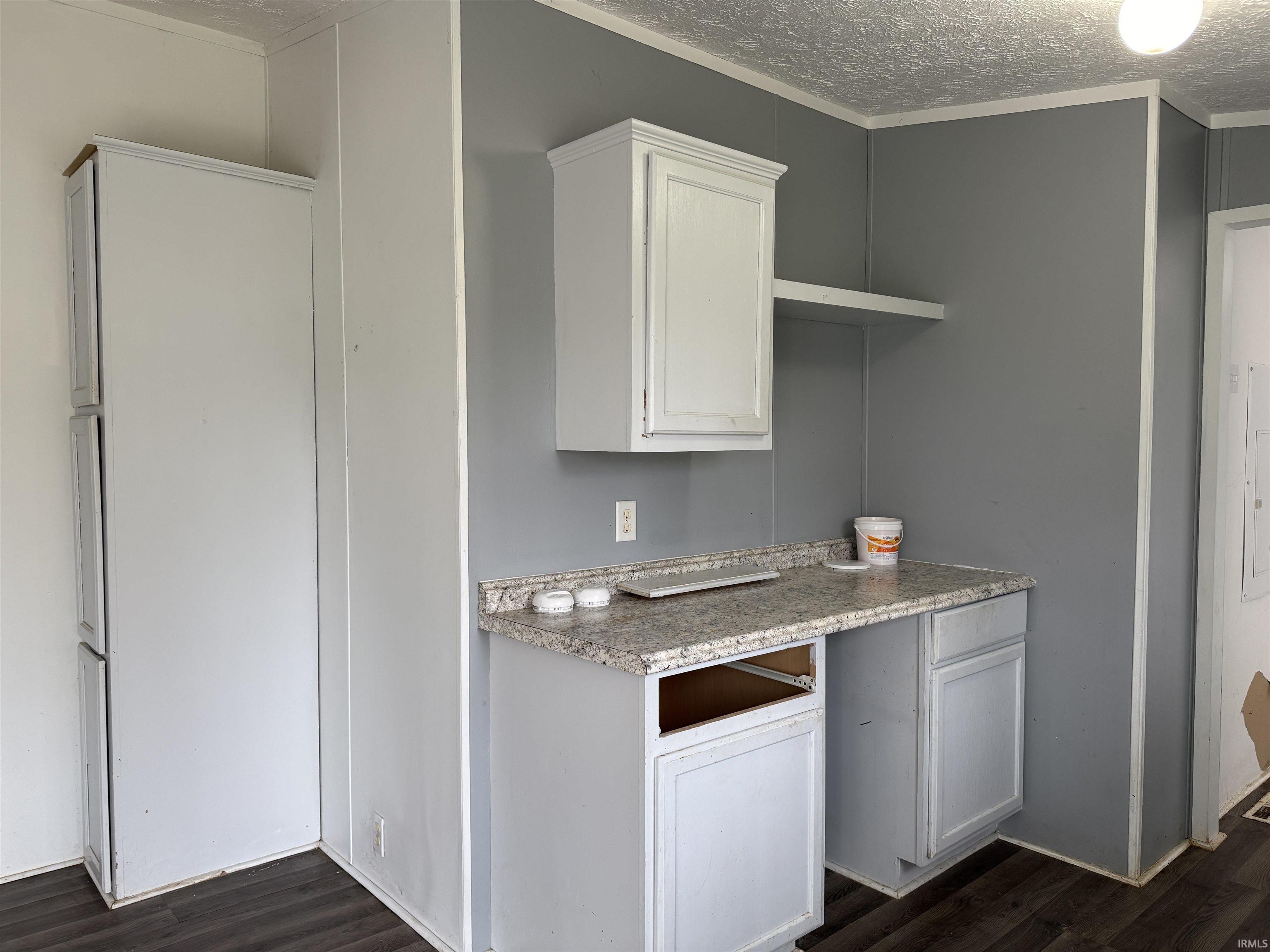 515 South Oak Street Paoli, IN 47454 - Photo 5 of 14