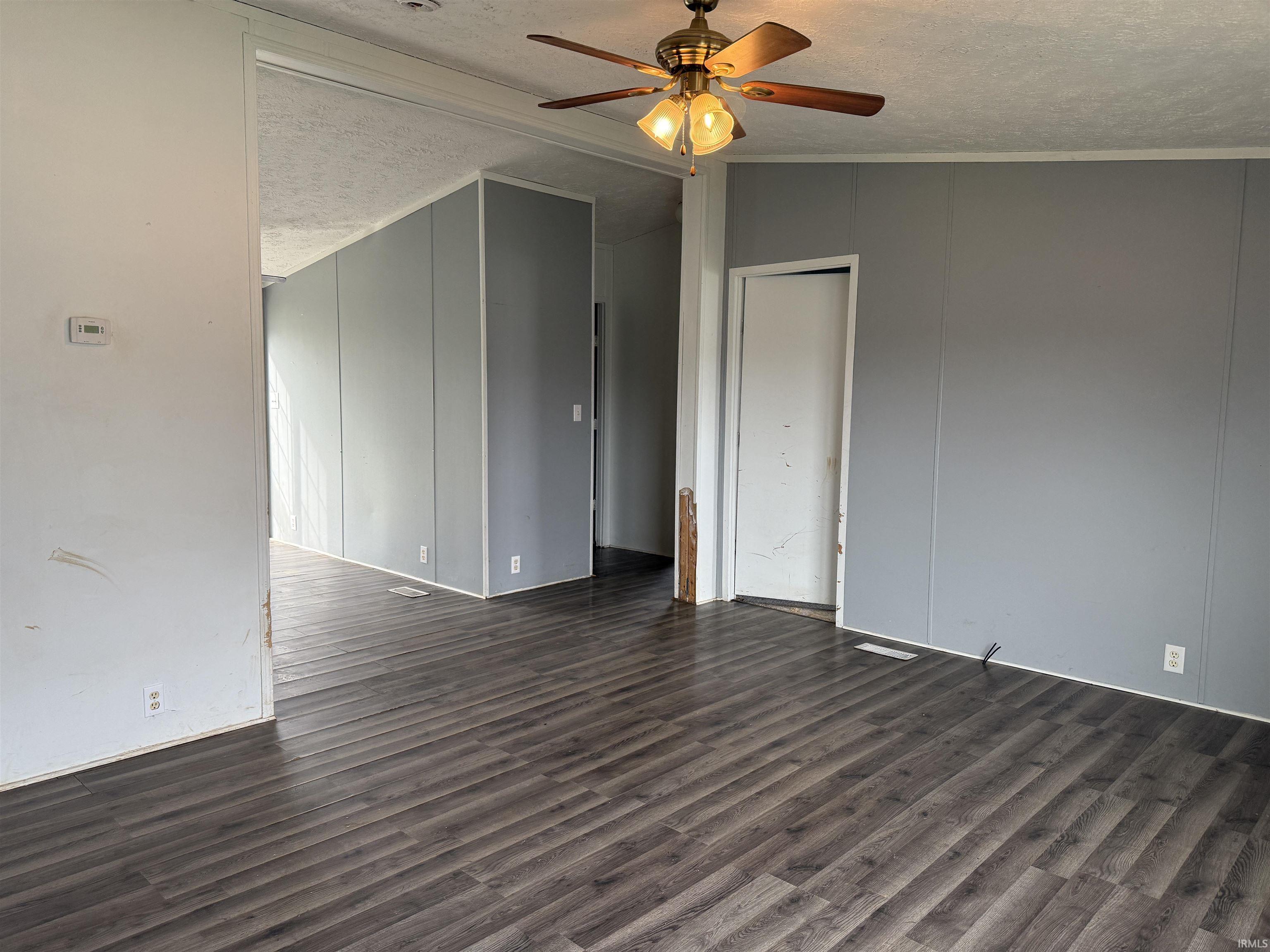 515 South Oak Street Paoli, IN 47454 - Photo 6 of 14