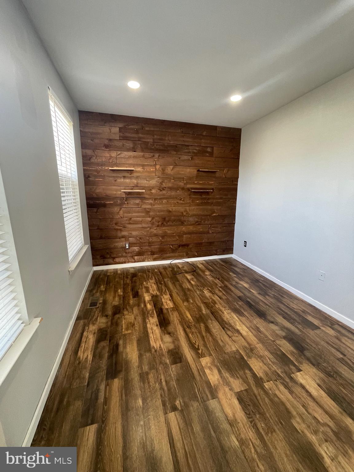 732 Pinewood Drive Middletown, DE 19709 - Photo 2 of 40 Office w/ French Doors