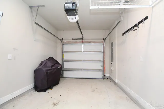 $2,100 | 310 South F Street, Pensacola, FL 32502