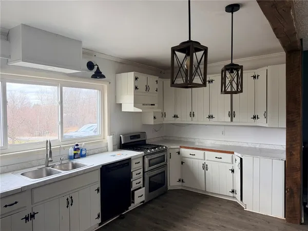 $365,000 | 23281 Mosher Road, Champion, NY 13619