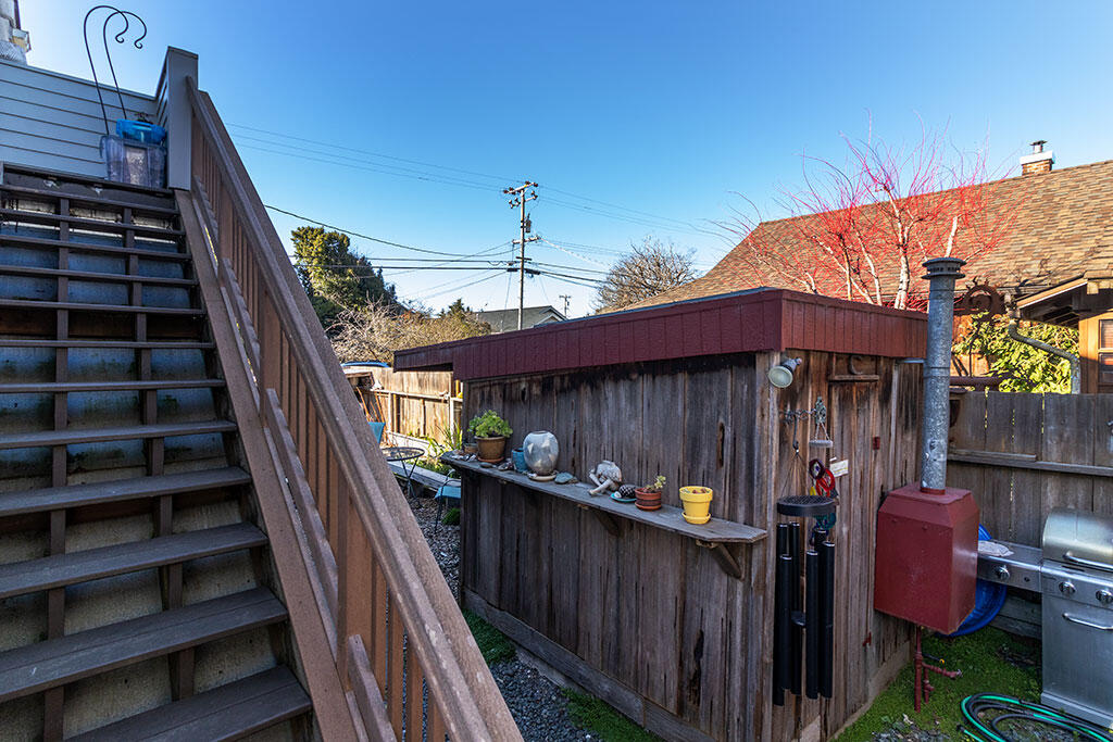988 9th Street Arcata, CA 95521 - Photo 12 of 27 12