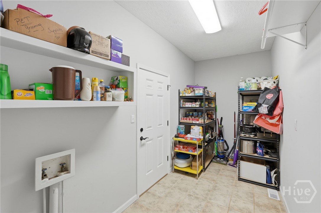 1066 Oak Road Southwest Lilburn, GA 30047 - Photo 34 of 49 Gallery Image 34