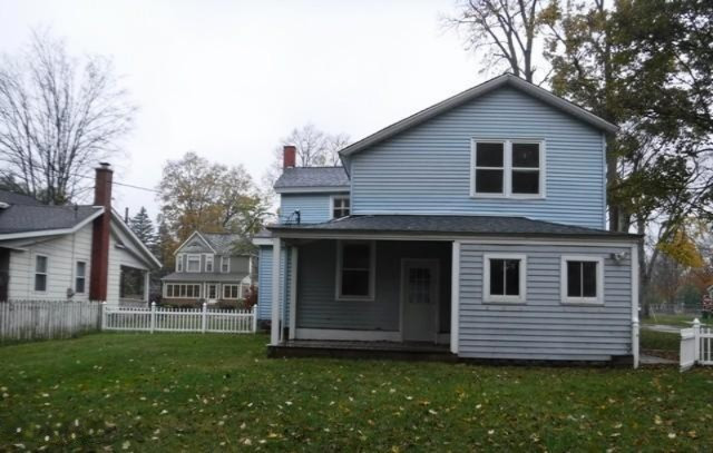 323 East Street Three Rivers, MI 49093 - Photo 4 of 20 DSCF0806