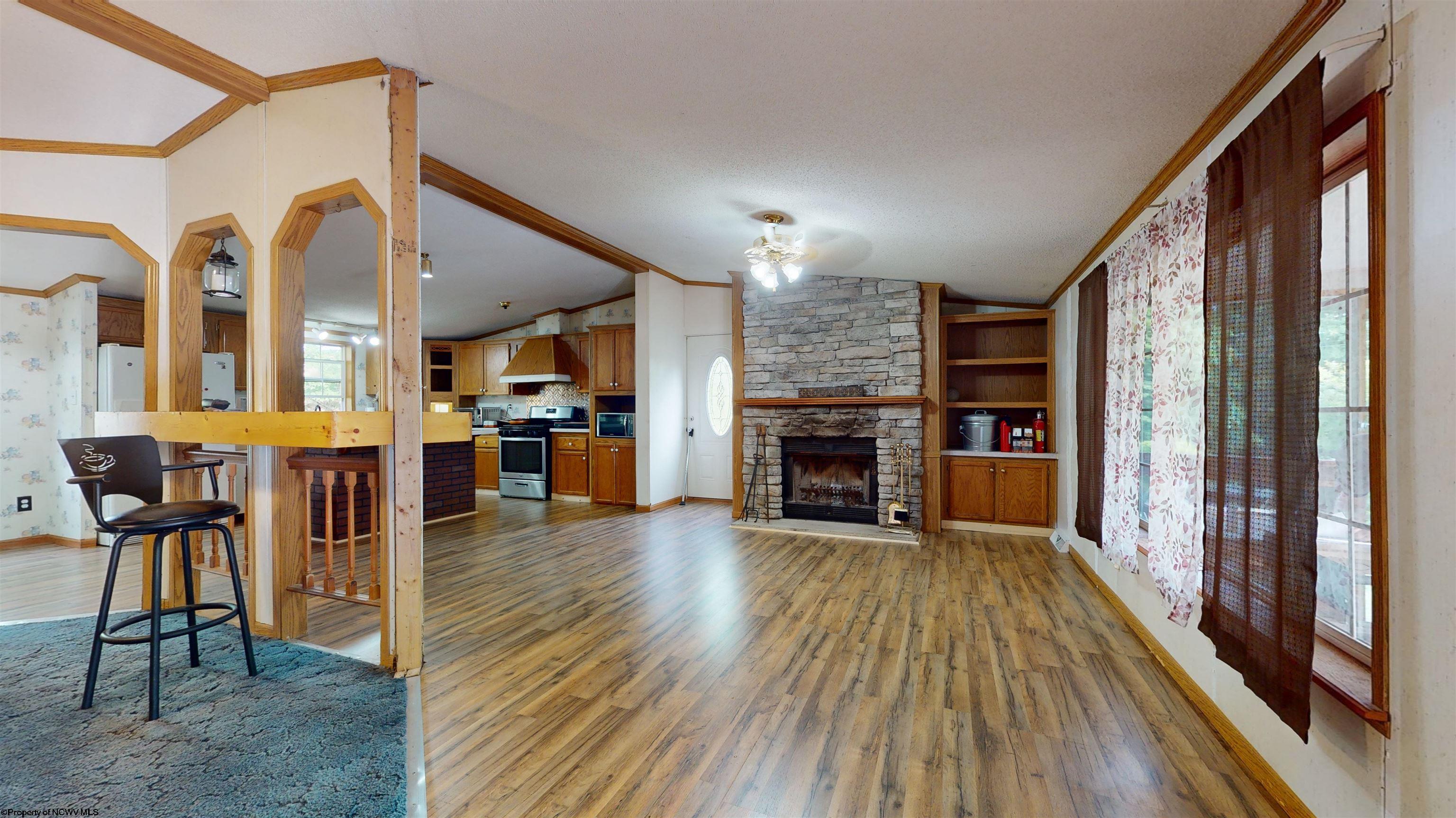 5455 Fairmont Road Rivesville, WV 26588 - Photo 11 of 29 Gallery Image 11