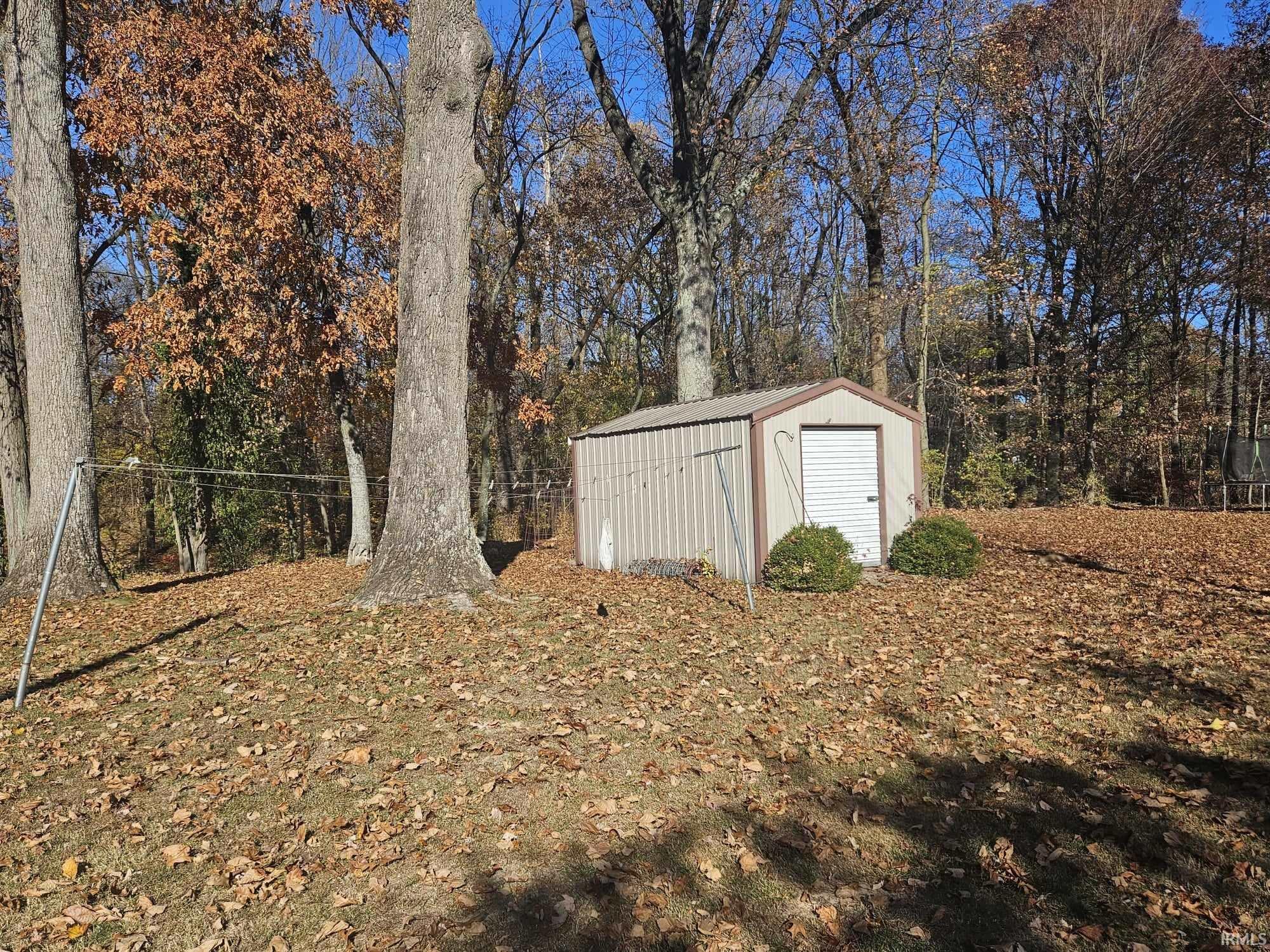 1420 Brett Cabel Road Washington, IN 47501 - Photo 7 of 19 Gallery Image 7