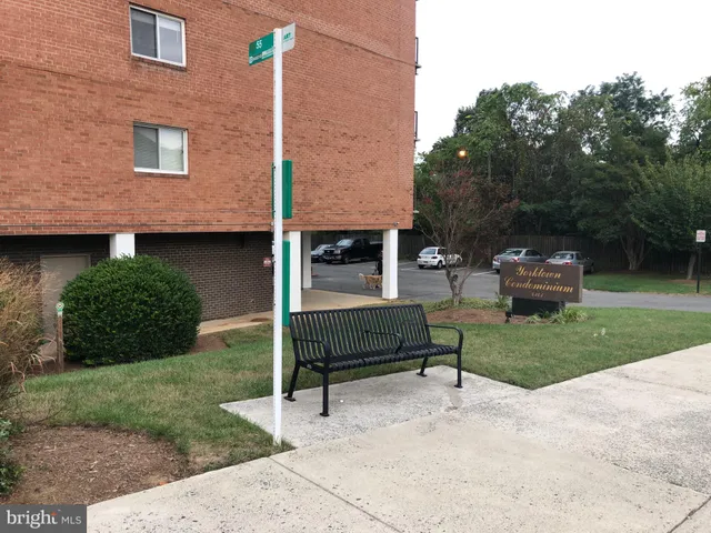a view of a hallway with workspace