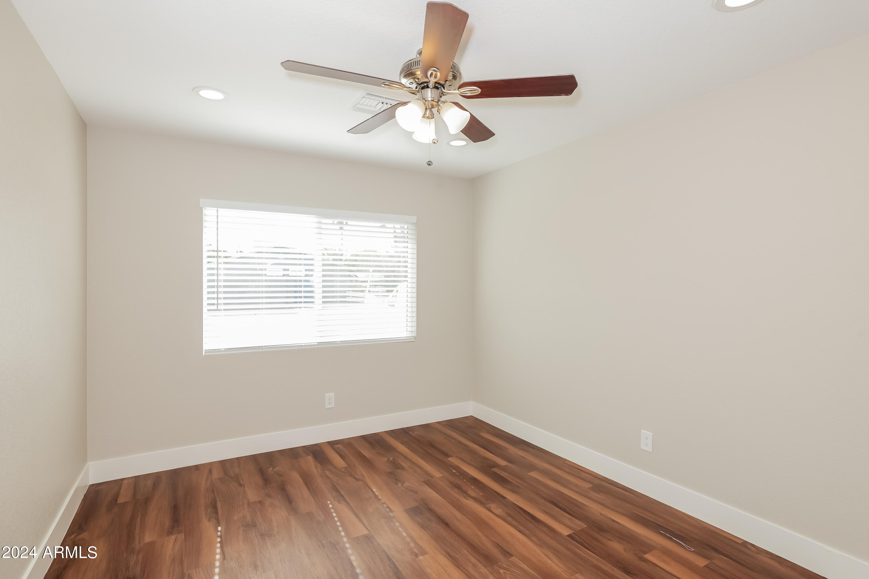 2138 East Monte Cristo Avenue Phoenix, AZ 85022 - Photo 11 of 16 026-photo-bedroom-12090844