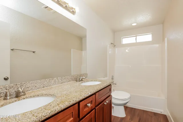 $2,025 | 2138 East Monte Cristo Avenue, Phoenix, AZ 85022