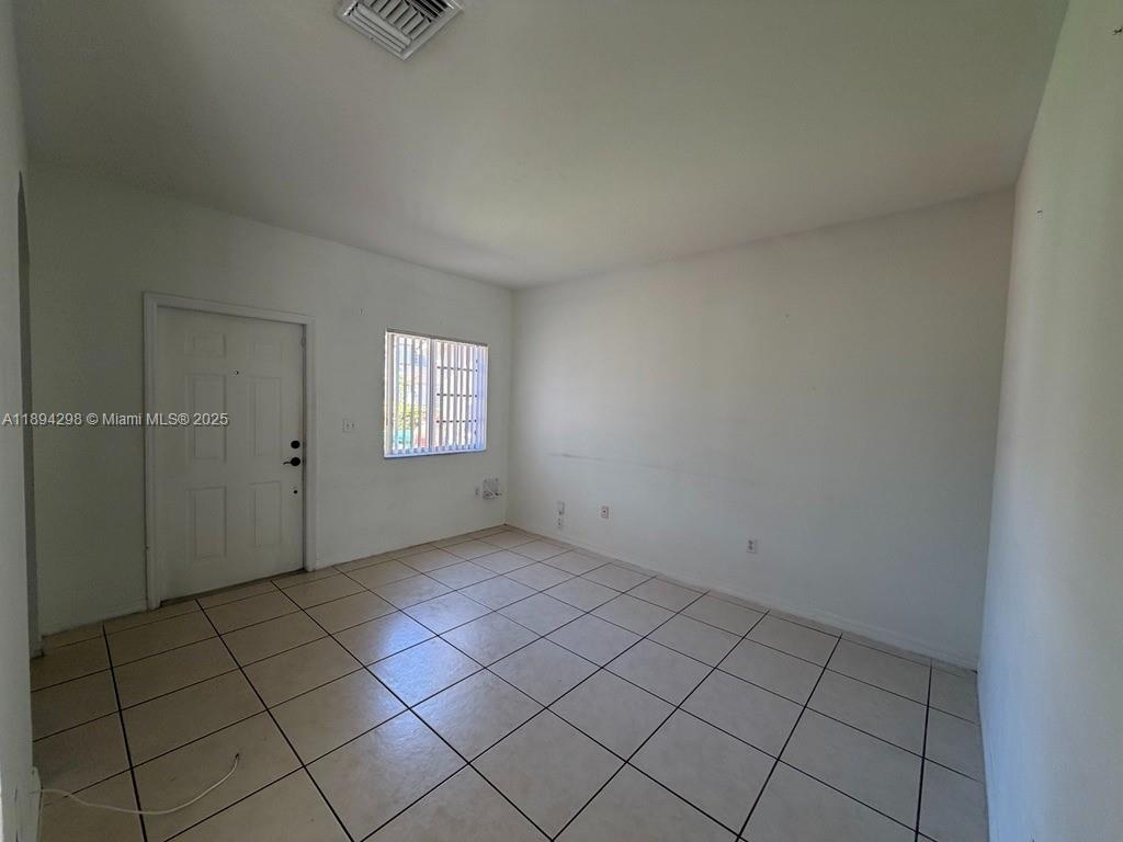 14371 Southwest 136th Avenue Miami, FL 33186 - Photo 11 of 20