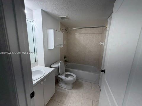 14371 Southwest 136th Avenue Miami, FL 33186 - Photo 6 of 20