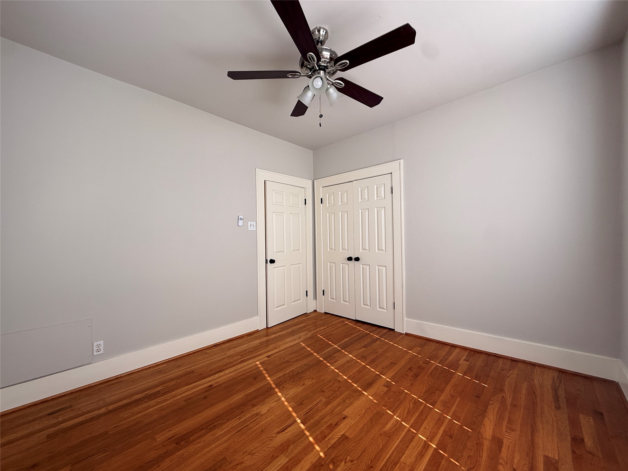1201 West Gray Street, Unit 3 Houston, TX 77019 - Photo 7 of 14 a view of an empty room