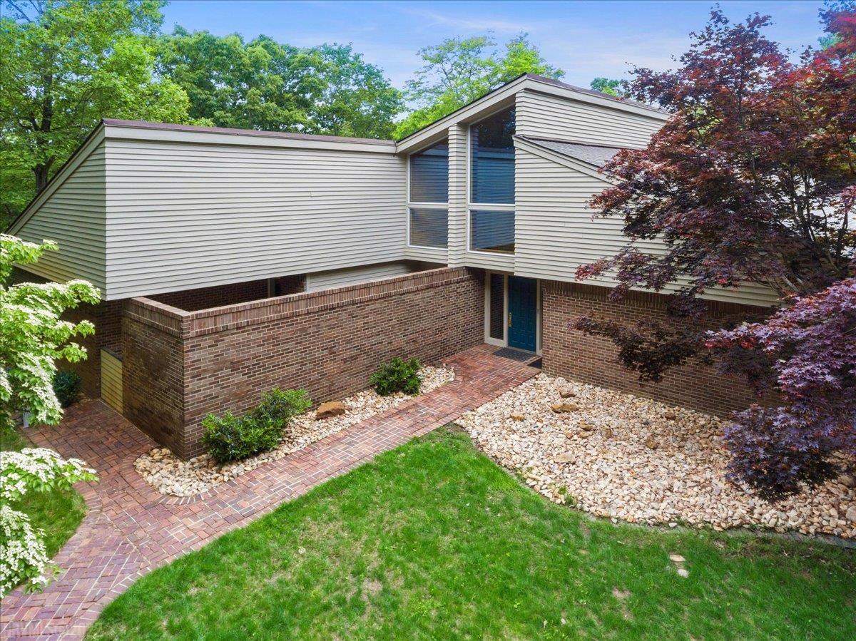 4227 Pearman Road Blacksburg, VA 24060 - Photo 1 of 44 Gallery Image 1