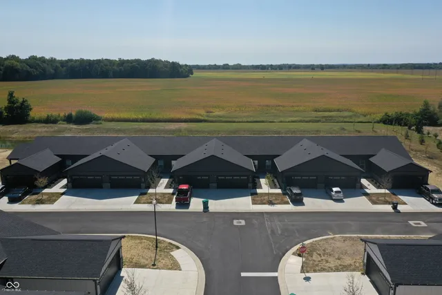 $1,899 | 1915 Chambers Drive, Franklin, IN 46131