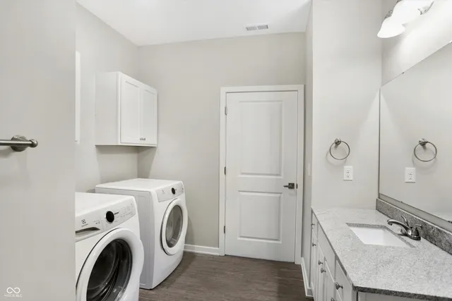 $1,899 | 1915 Chambers Drive, Franklin, IN 46131