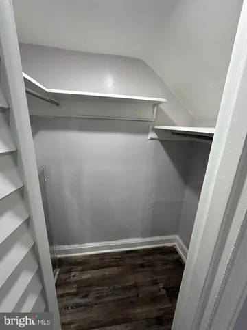 a view of walk in closet