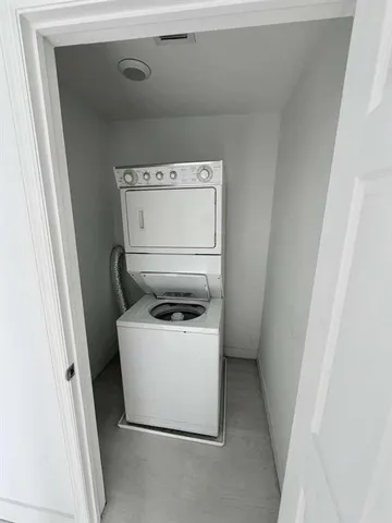 $199,500 | 7516 Northeast 1st Avenue, Unit 302, Miami, FL 33138