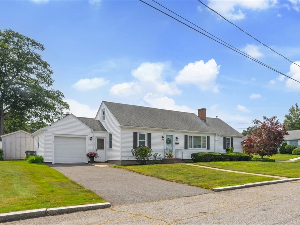9 Kane Street Fall River, MA 02720 - Photo 3 of 25 Gallery Image 3