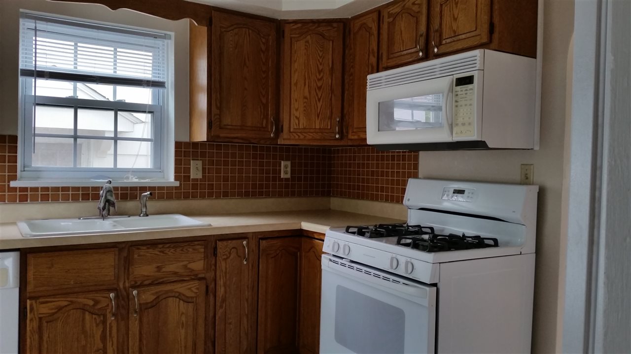 2119 3rd Street Moline, IL 61265 - Photo 7 of 11 Gallery Image 7