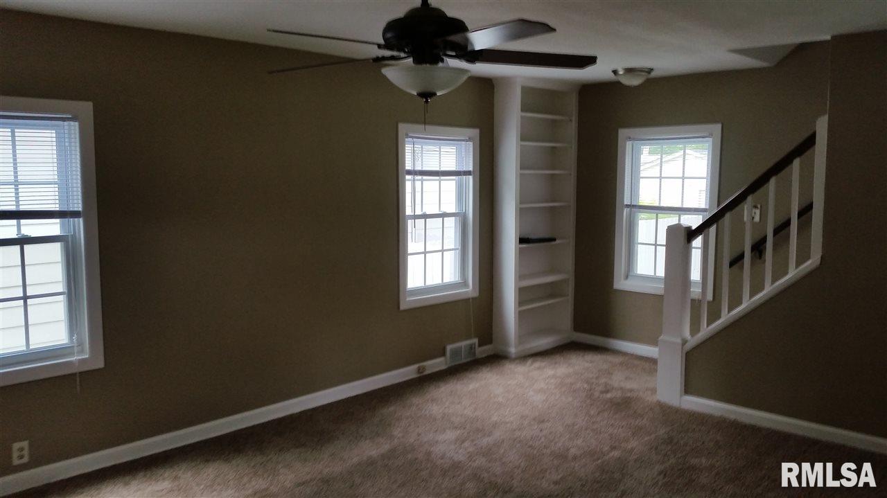 2119 3rd Street Moline, IL 61265 - Photo 8 of 11 Gallery Image 8