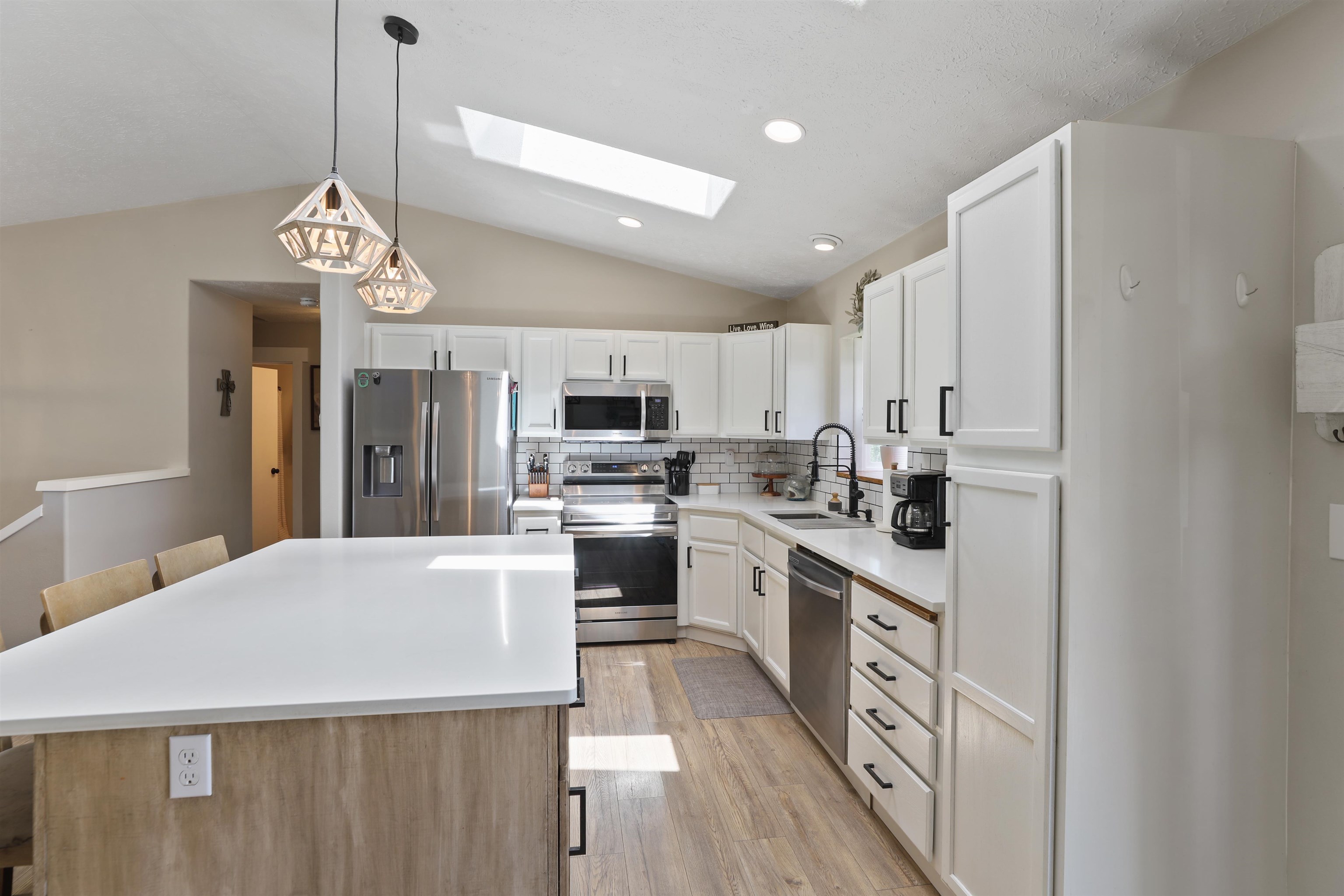 4806 North Best Road Spokane Valley, WA 99216 - Photo 11 of 31