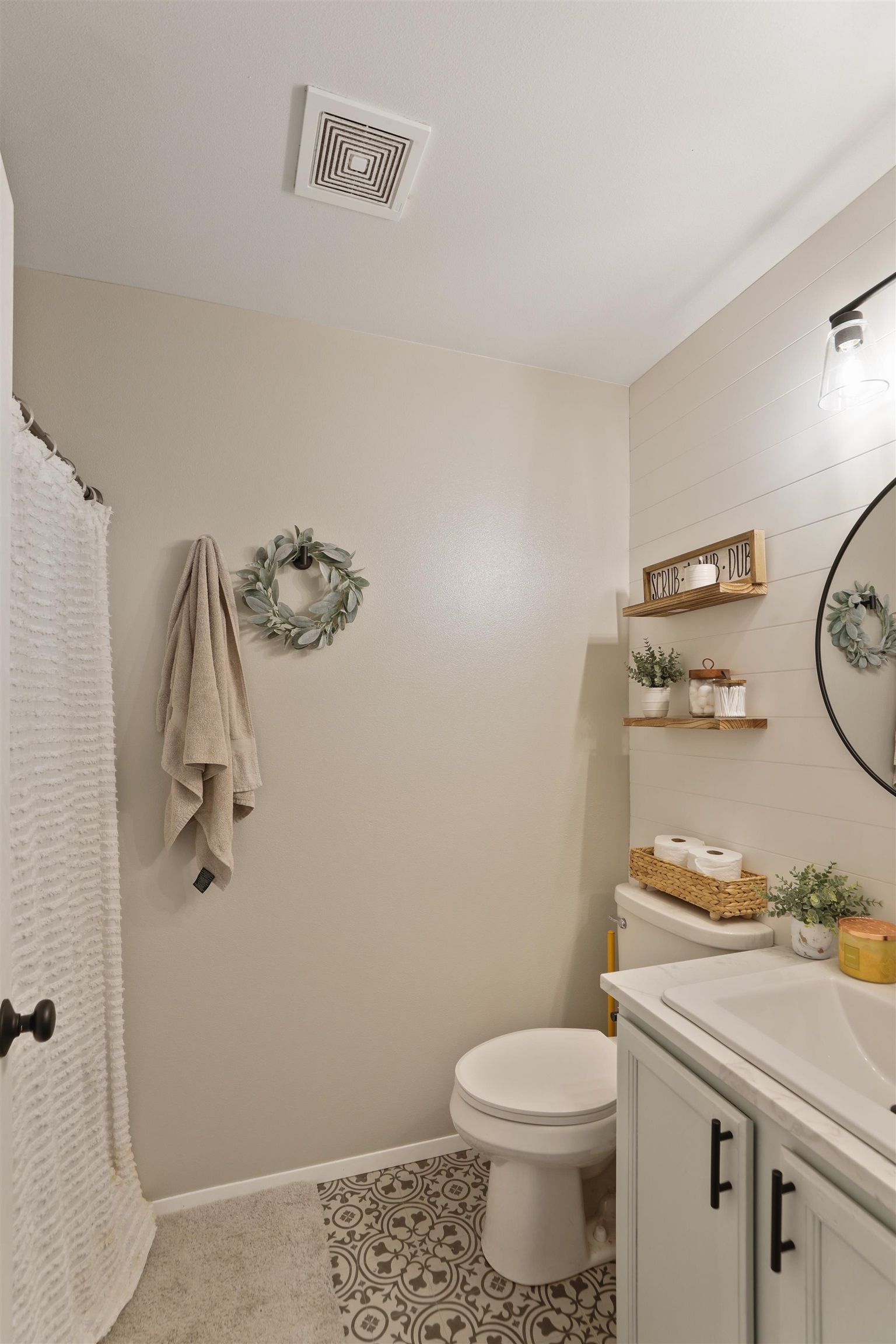 4806 North Best Road Spokane Valley, WA 99216 - Photo 17 of 31