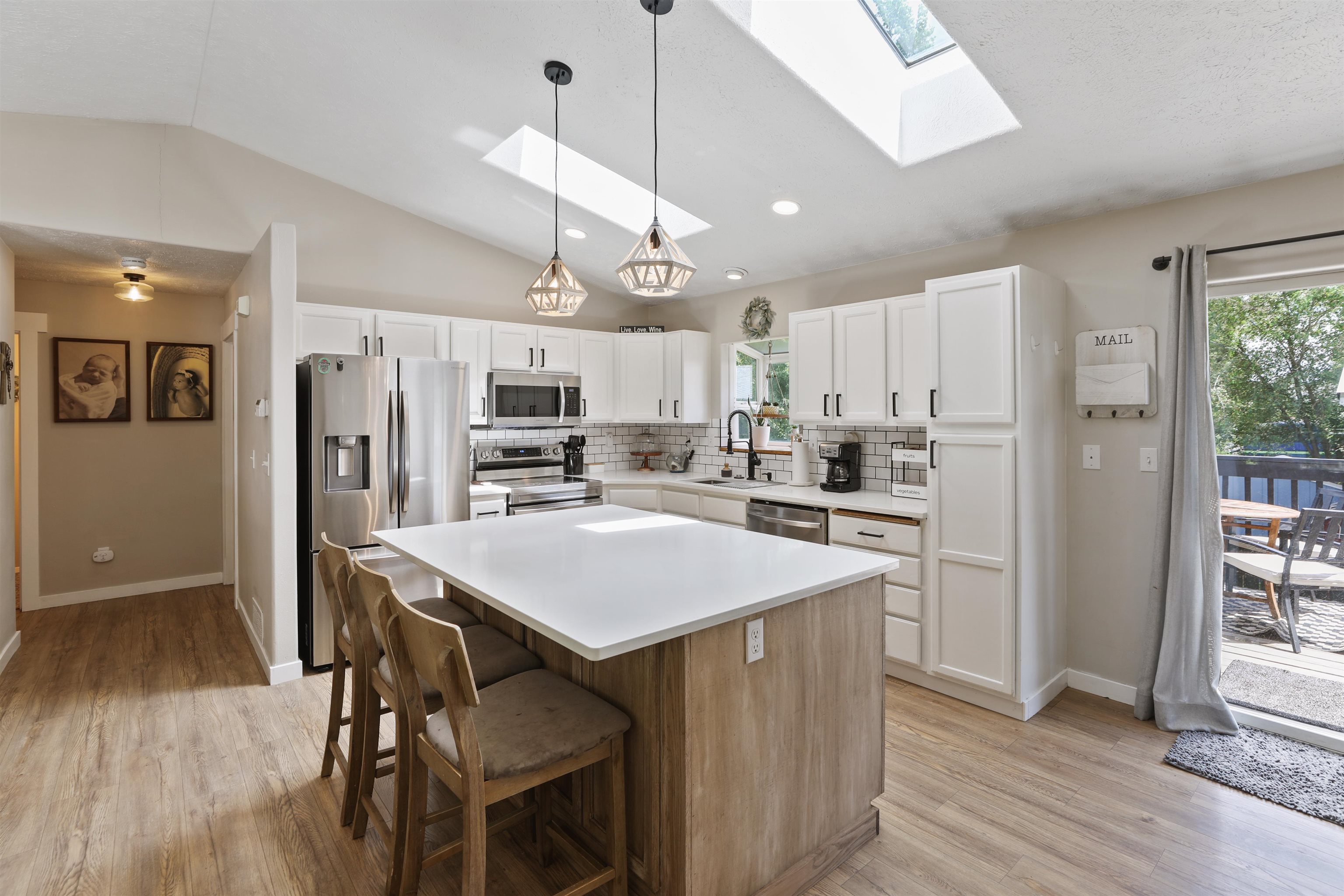 4806 North Best Road Spokane Valley, WA 99216 - Photo 10 of 31