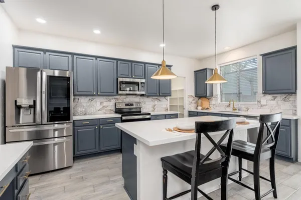 $2,950 | 20858 North 90th Avenue, Peoria, AZ 85382