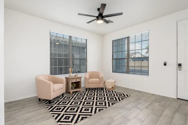 $2,950 | 20858 North 90th Avenue, Peoria, AZ 85382