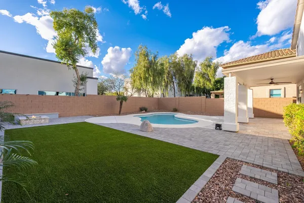 $2,950 | 20858 North 90th Avenue, Peoria, AZ 85382