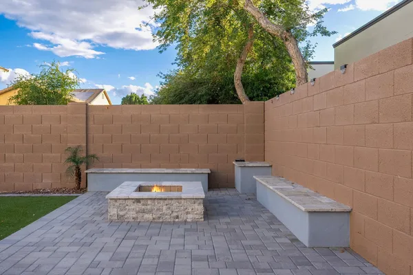 $2,950 | 20858 North 90th Avenue, Peoria, AZ 85382